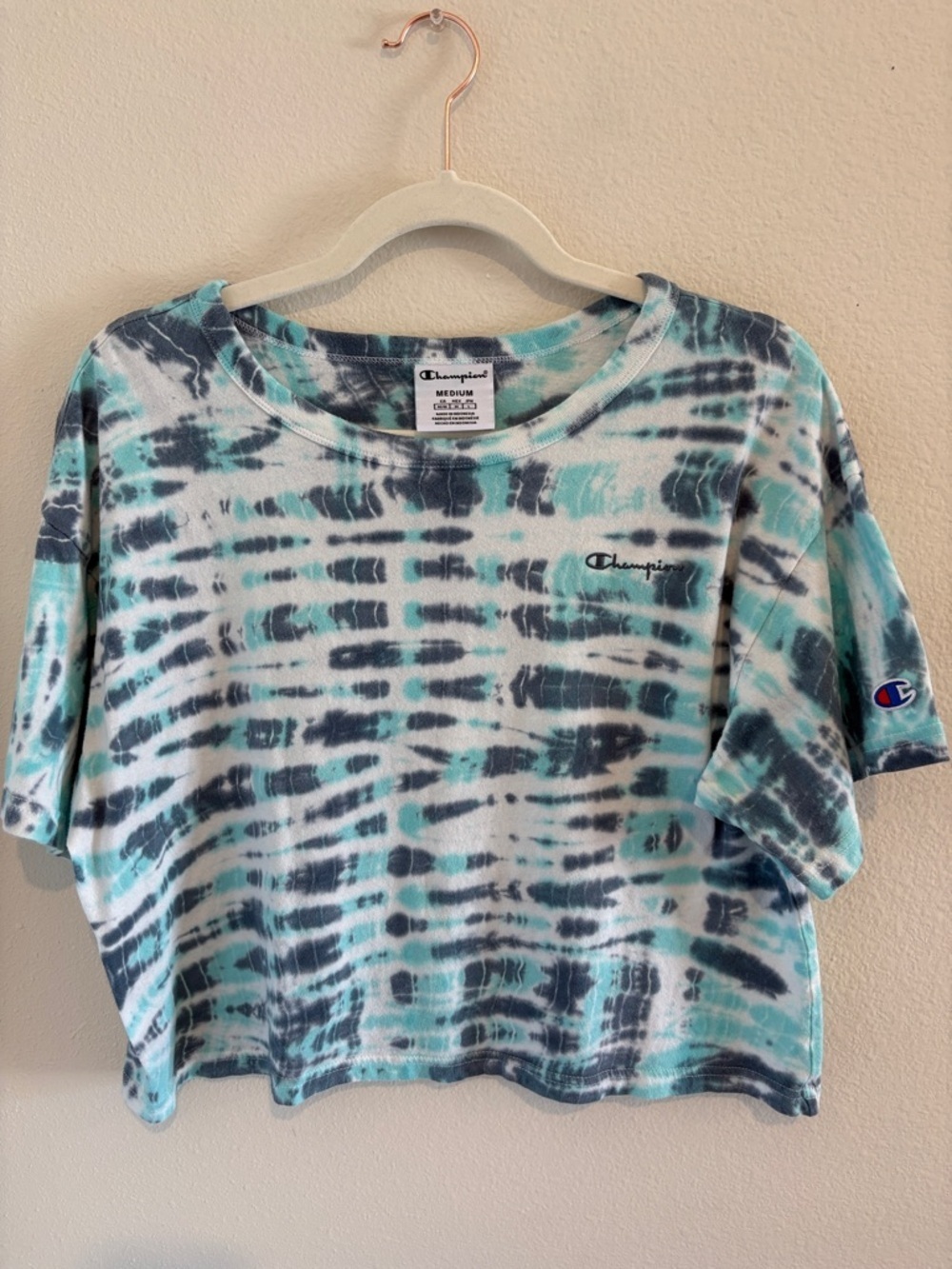 Champion short sleeve crop top tie dye shirt 🌊